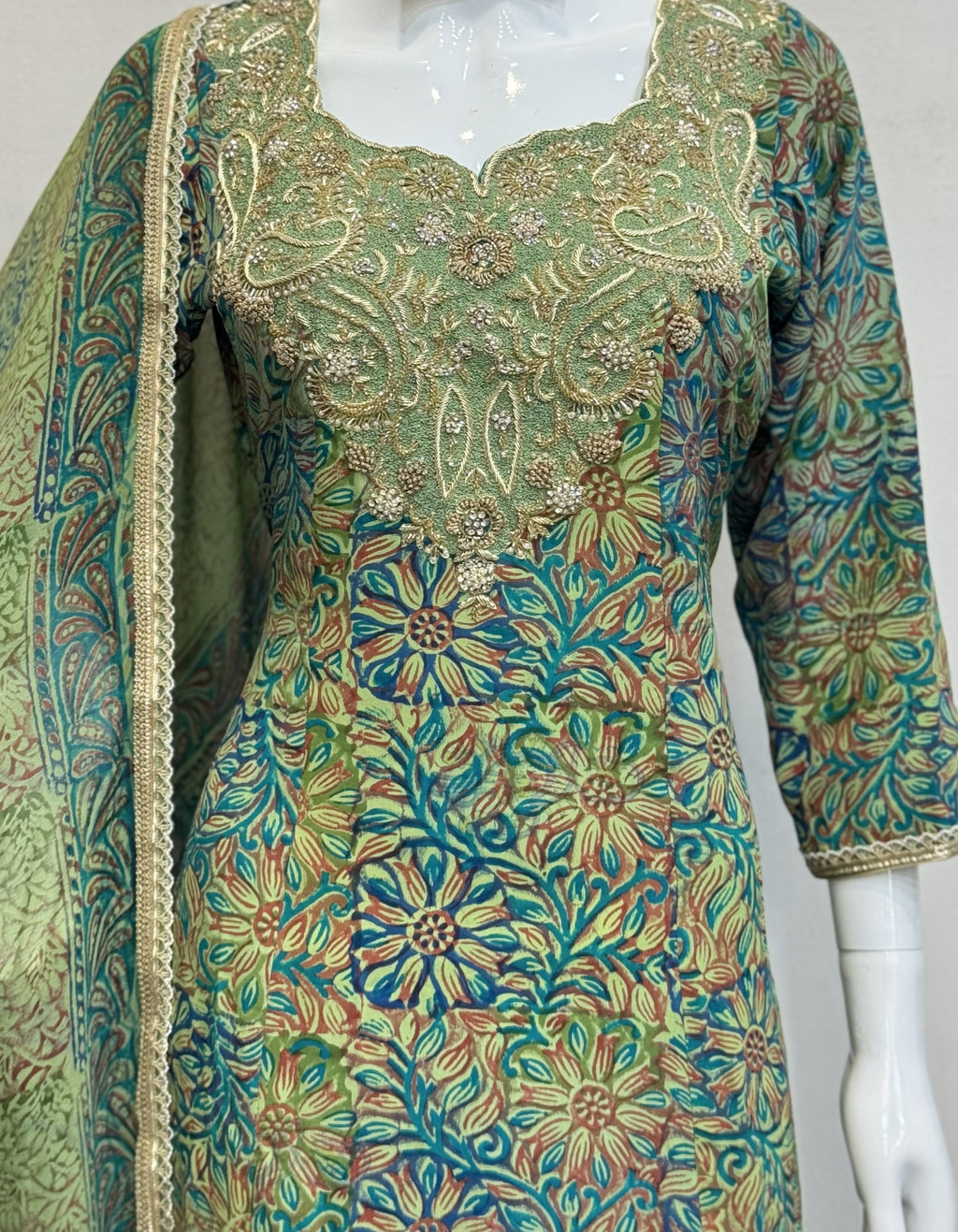 Emerald Green Embroidered Punjabi Suit Set